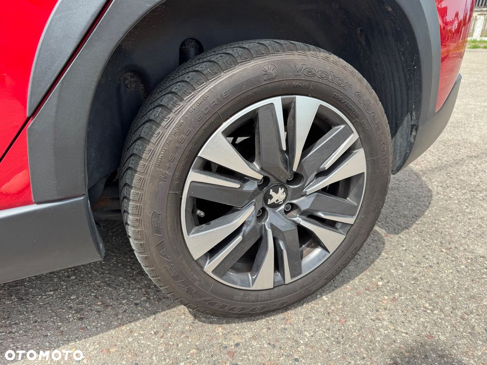 Peugeot 2008 1.2 Pure Tech GPF Active S&S - 15