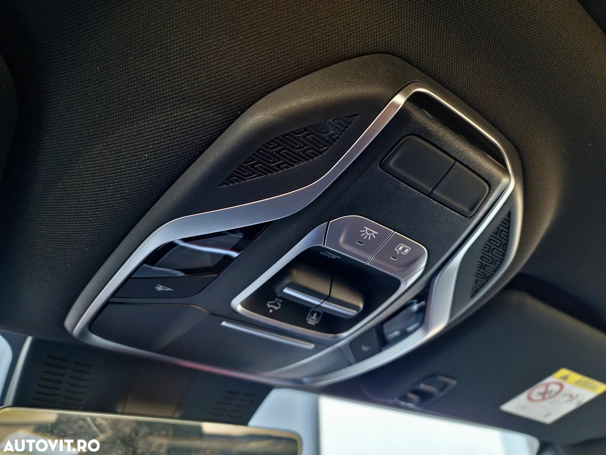 Geely Coolray - 19