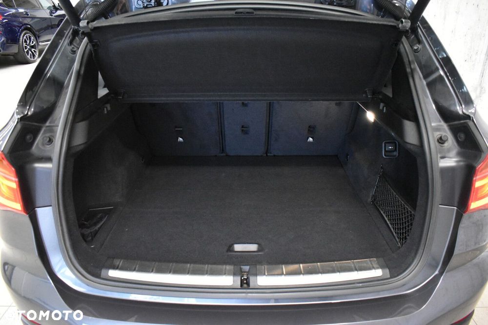 BMW X1 sDrive18i Sport Line - 23
