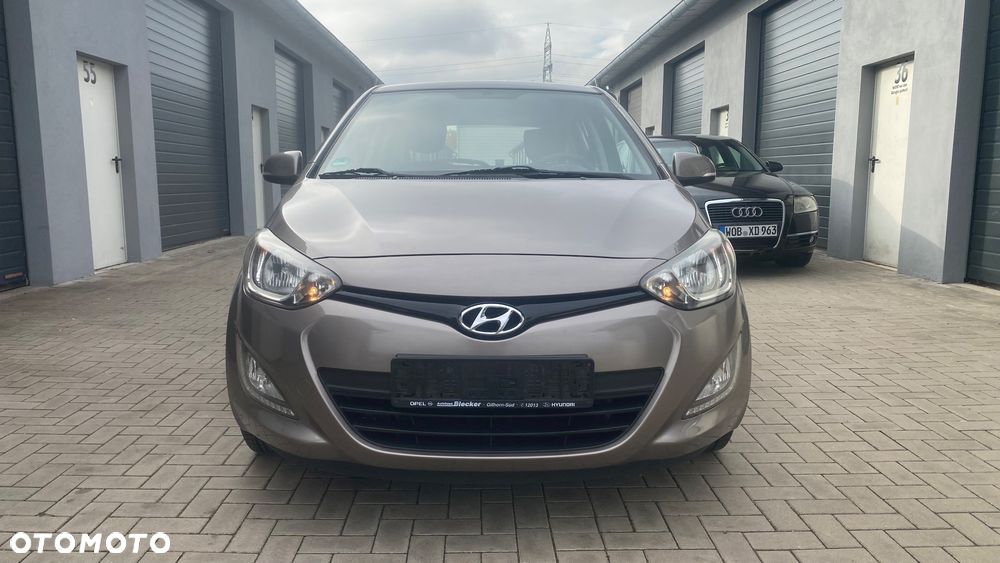 Hyundai i20 - 13