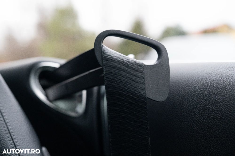 Mercedes-Benz E 220 d - 8