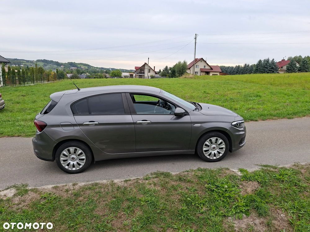 Fiat Tipo 1.4 16v Lounge EU6d - 4