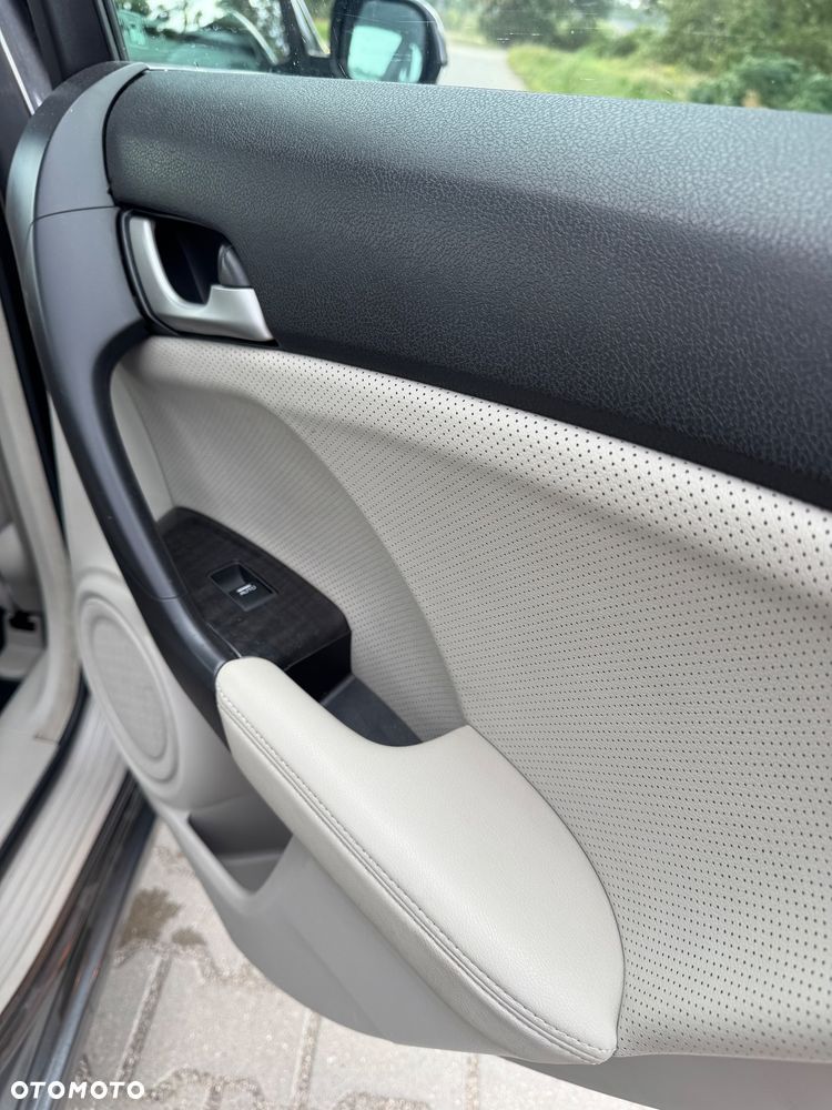 Honda Accord 2.0 Executive Nav - 13