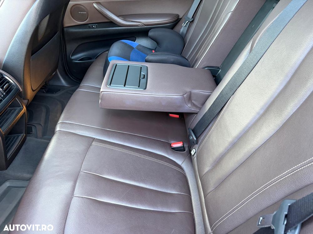 BMW X5 xDrive25d - 11