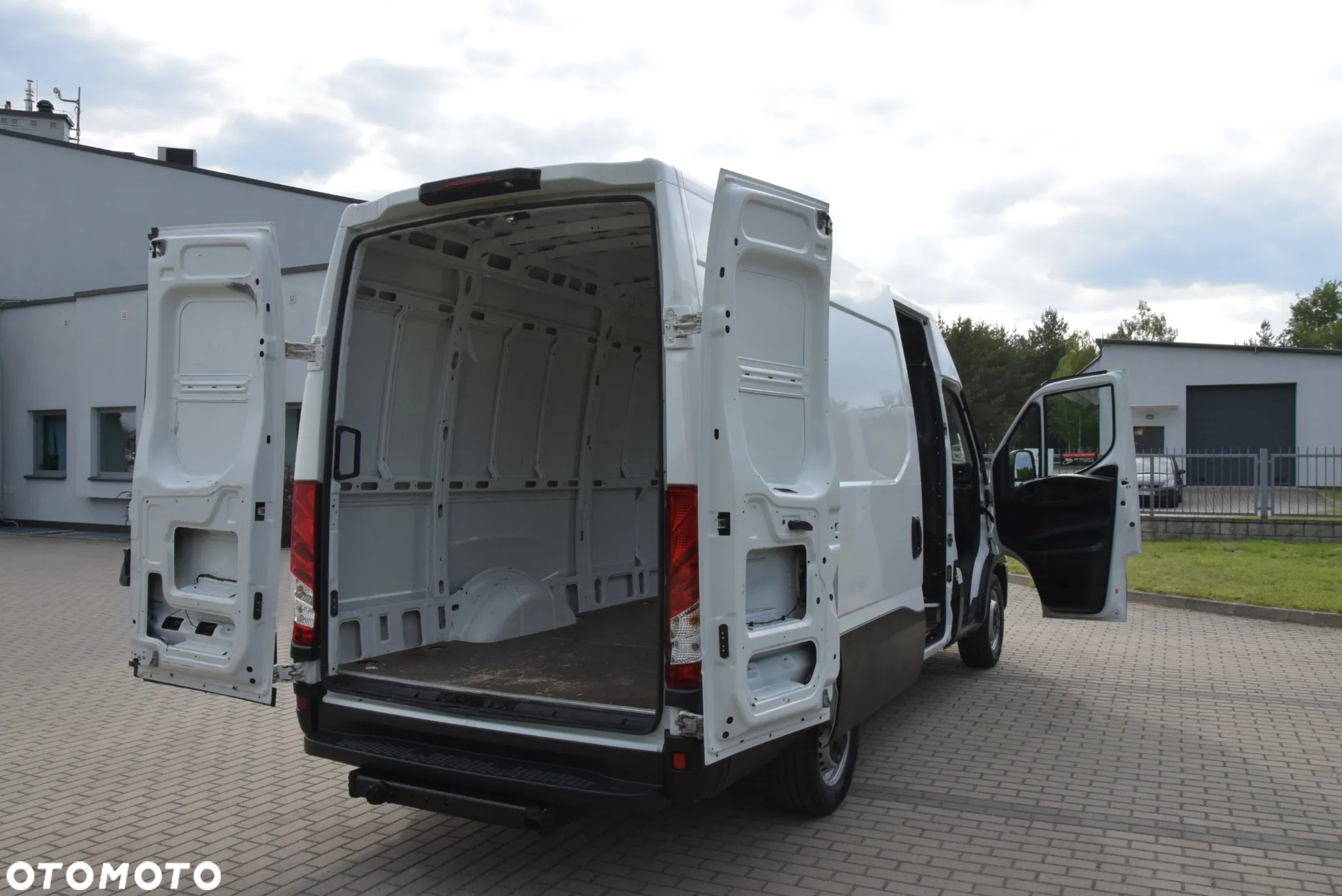 Iveco DAILY 35C17 L3H2 3,0 JTD 170 KM 181TYŚ KM - 8