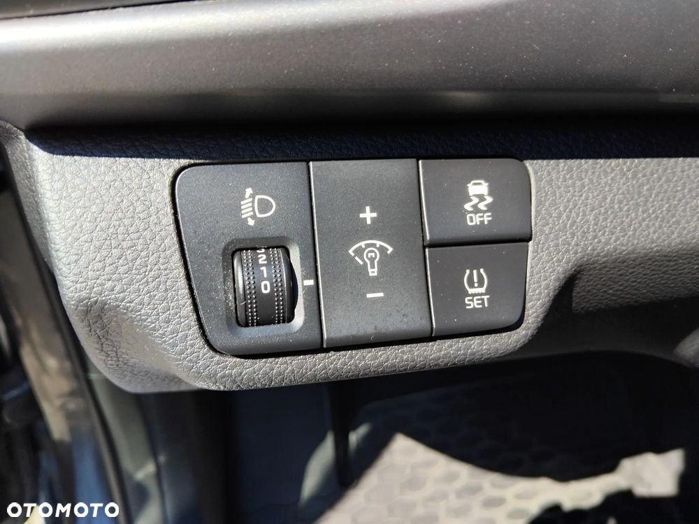 Kia Rio 1.2 M - 14