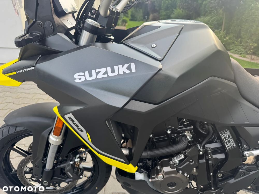 Suzuki V-STROM - 26