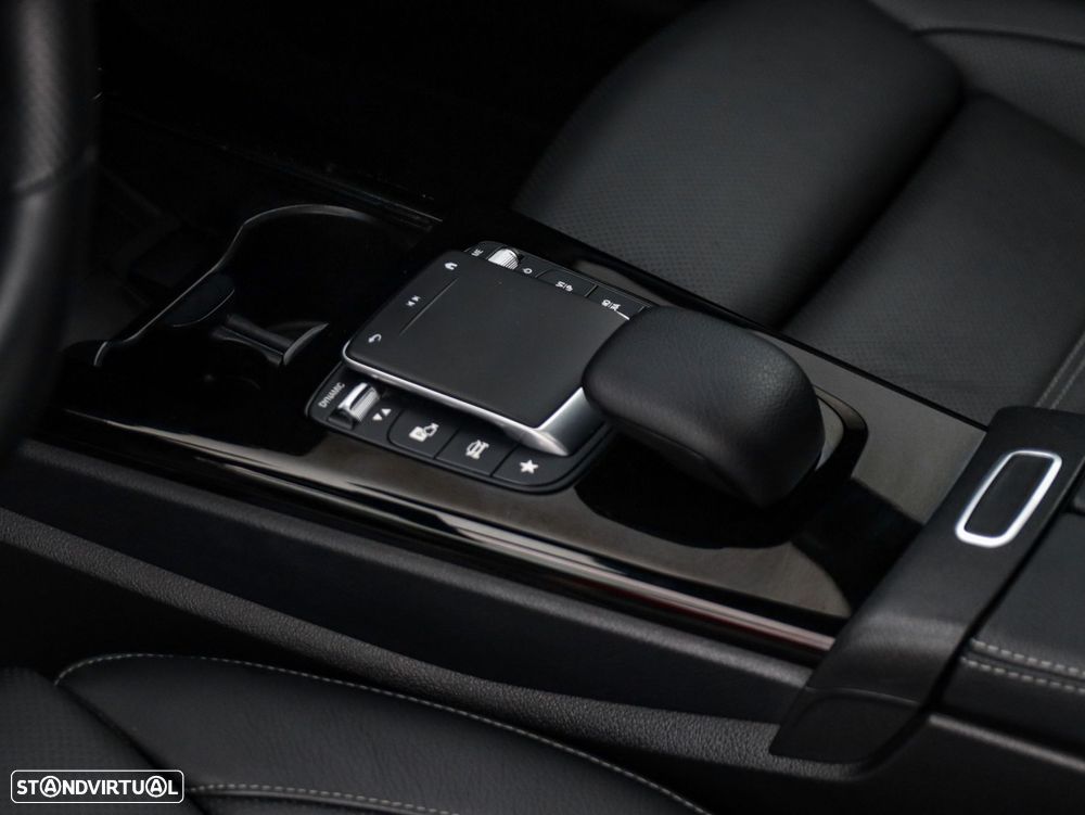 Mercedes-Benz A 250 e 8G-DCT AMG Line - 47
