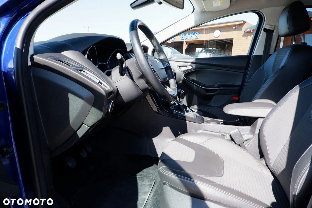 Ford Focus SW 1.5 EcoBoost S&S TITANIUM - 26