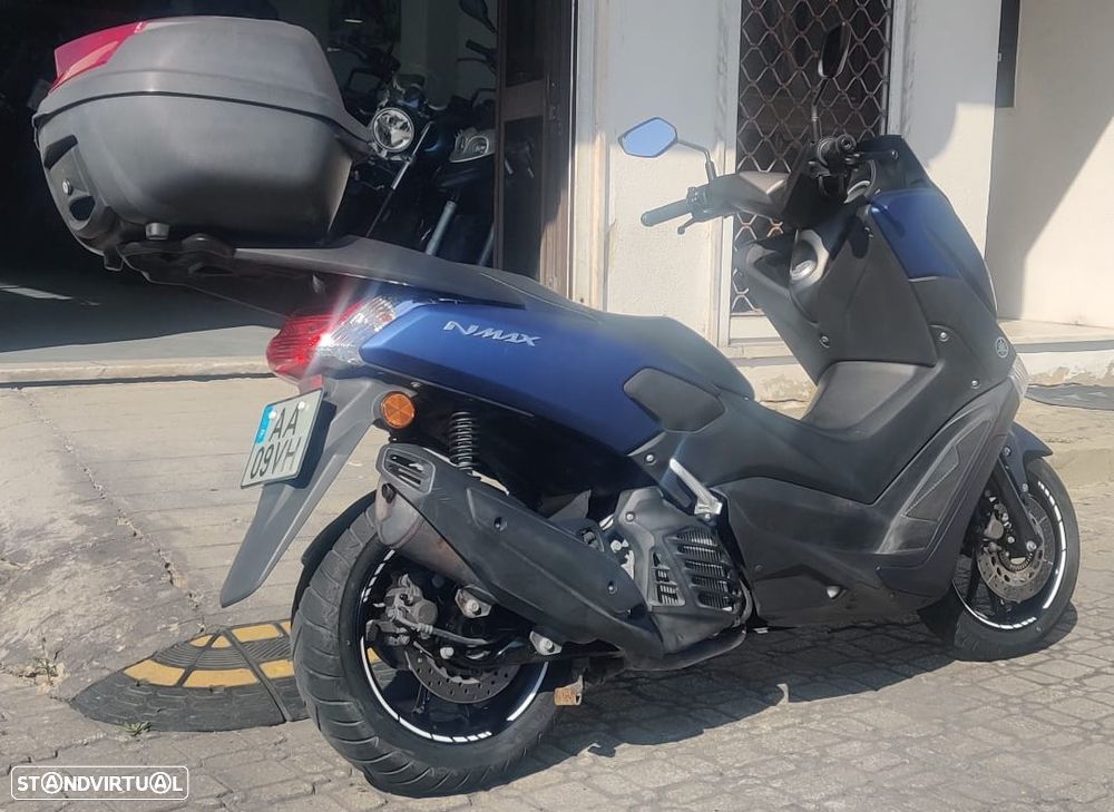 Yamaha NMAX 125 - 10