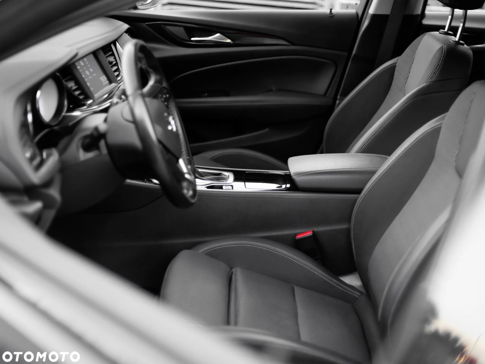 Opel Insignia 1.5 T Innovation S&S - 11