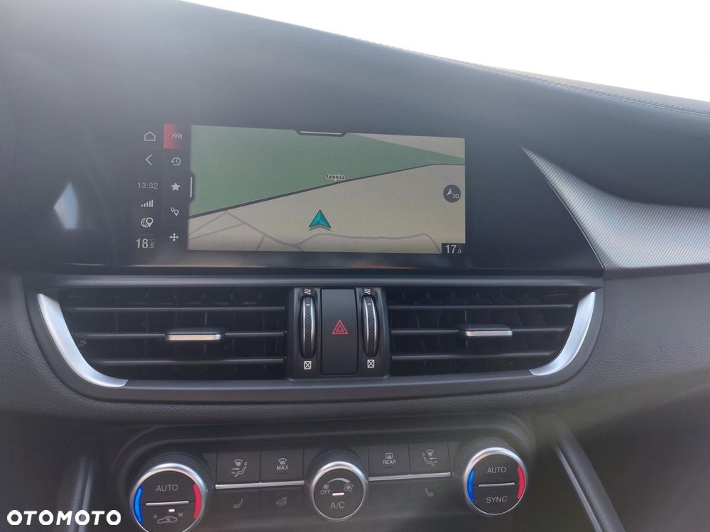 Alfa Romeo Giulia 2.0 Turbo Veloce Q4 - 22