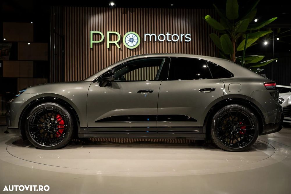 Porsche Macan - 10