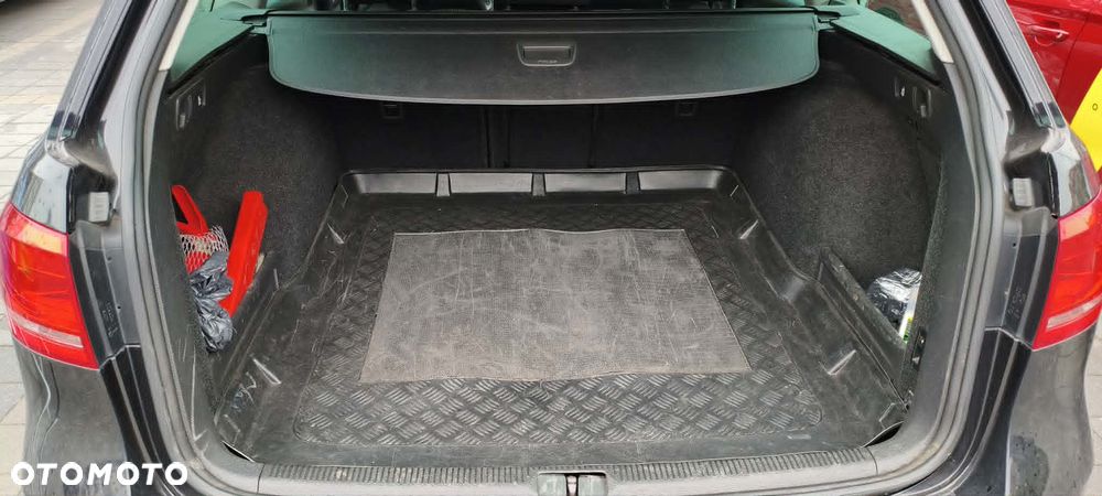 Volkswagen Passat 2.0 TDI BlueMotion Technology Comfortline - 13