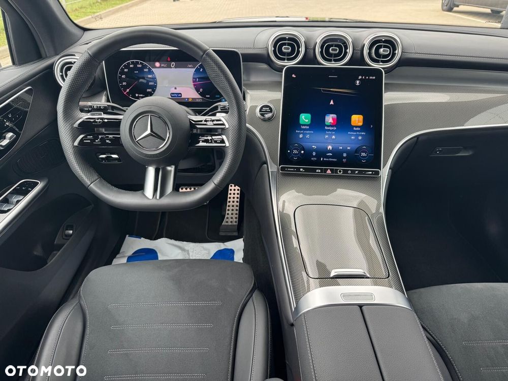 Mercedes-Benz GLC - 18