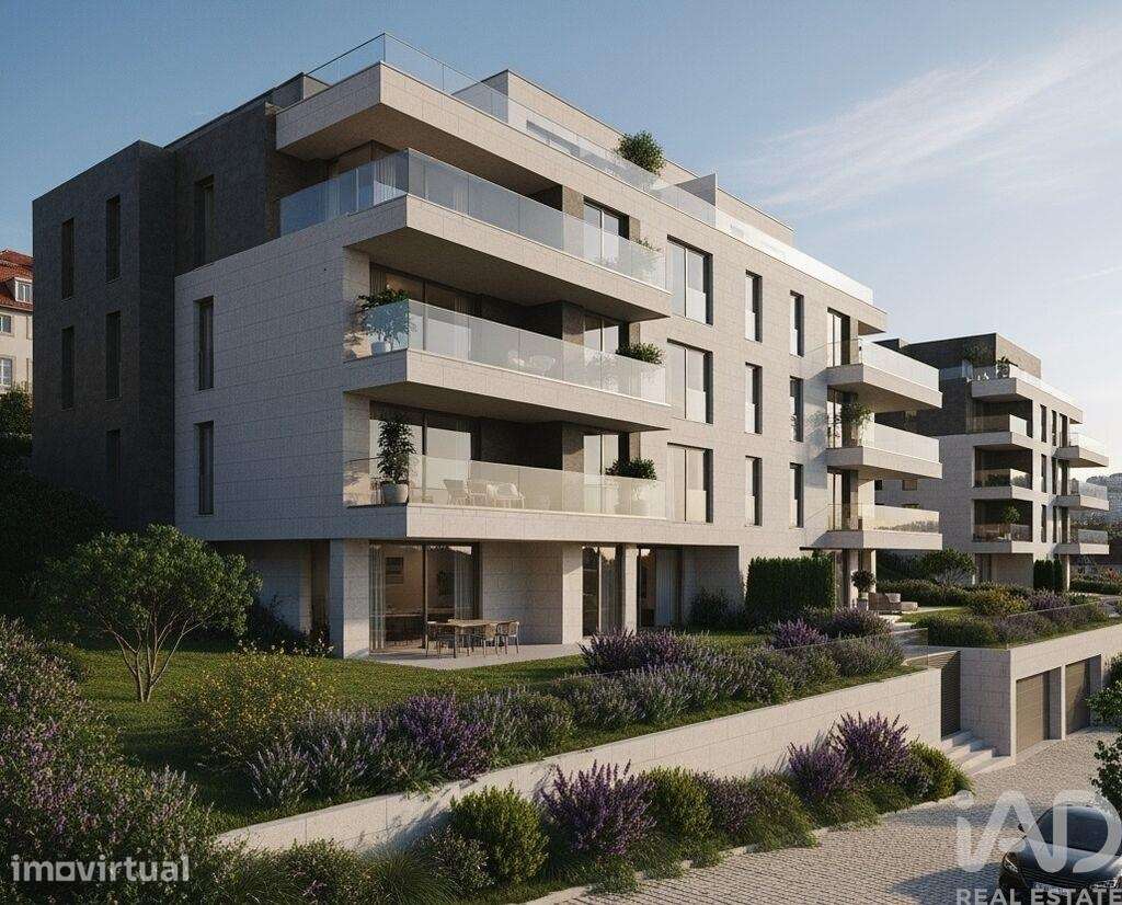 Apartamento T1 em Lordelo Do Ouro E Massarelos de 95,00 m2 - Grande imagem: 2/6