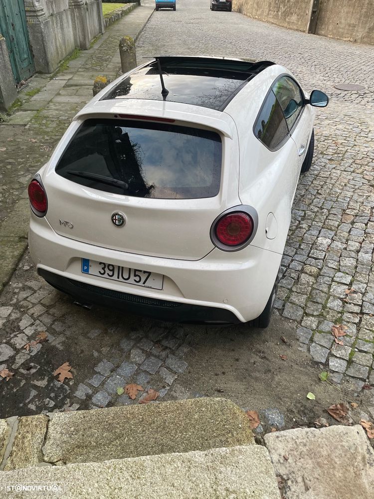 Alfa Romeo MiTo 1.4 T MultiAir Quadrifoglio Verde - 5