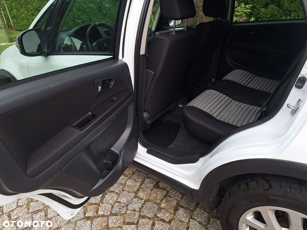 Fiat Sedici 2.0 Multijet 16V 4x4 Emotion - 19