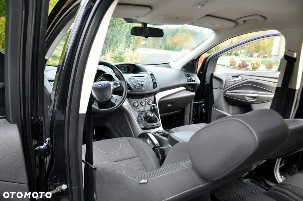 Ford Kuga - 27