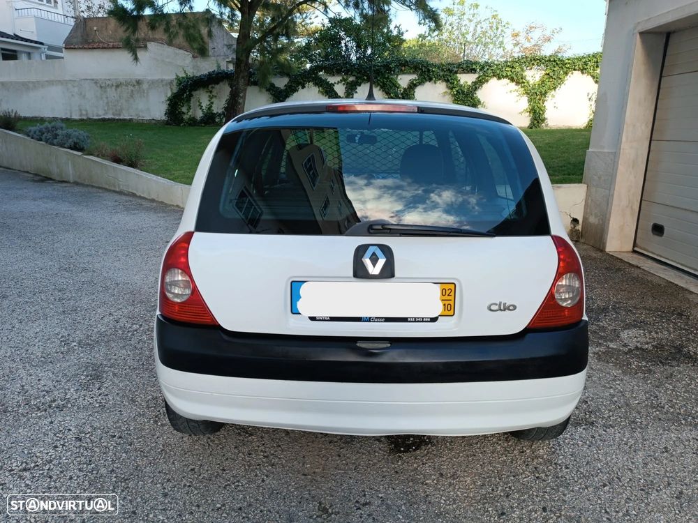 Renault Clio 2002 photo 5