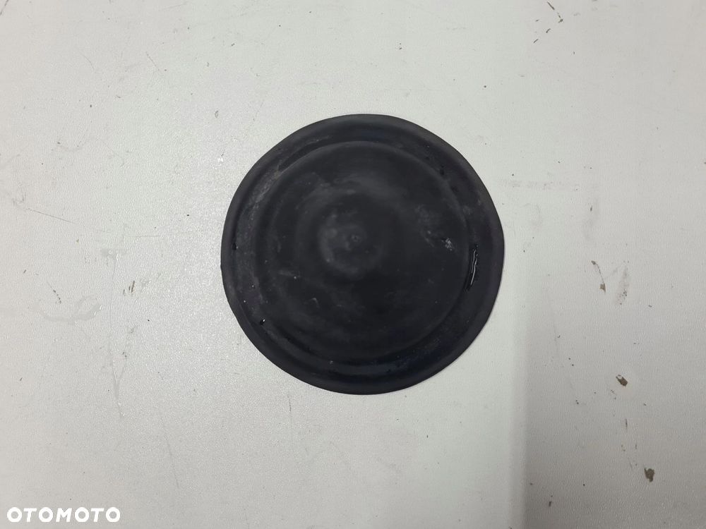 VW T6.1 osłona zaślepka zwrotnicy amortyzatora podwozia 7H0805585 - 1