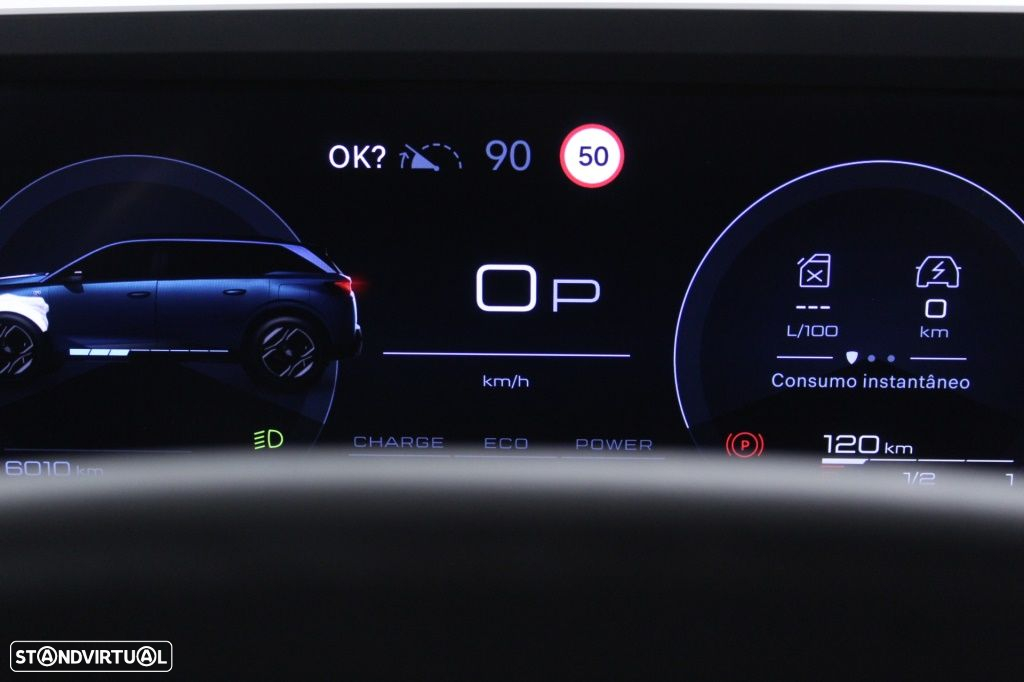 Peugeot 5008 1.2 Hybrid Allure e-DCS6 - 26