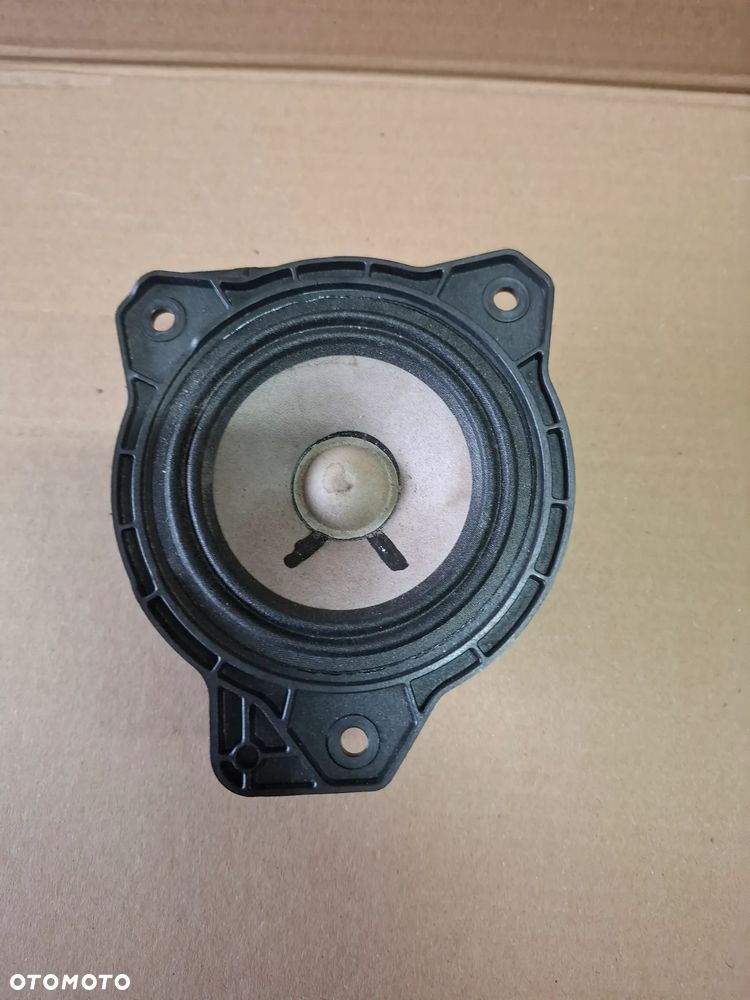 Volvo XC40 Głośnik konsoli 31456870 - 1