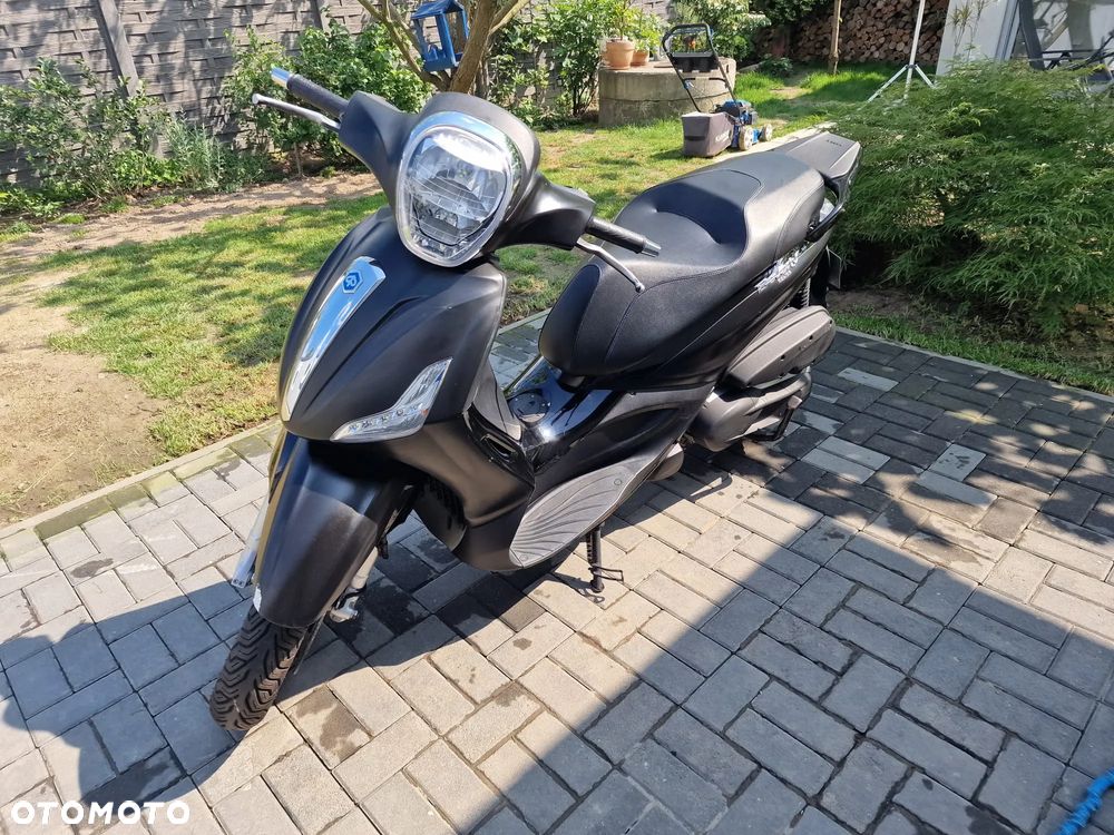 Piaggio Beverly - 2