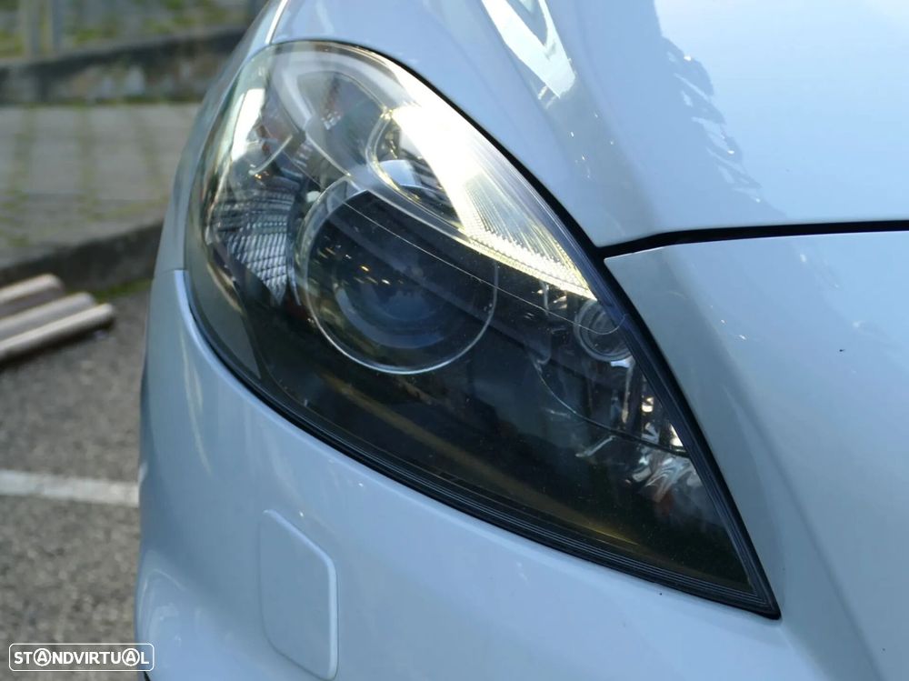 Volvo V40 2.0 D2 R-Design - 8