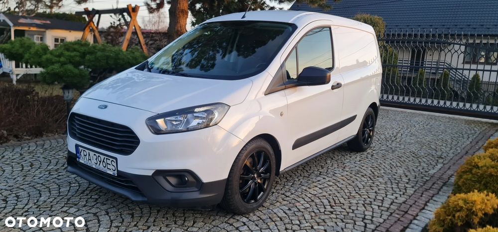 Ford Transit Courier - 6