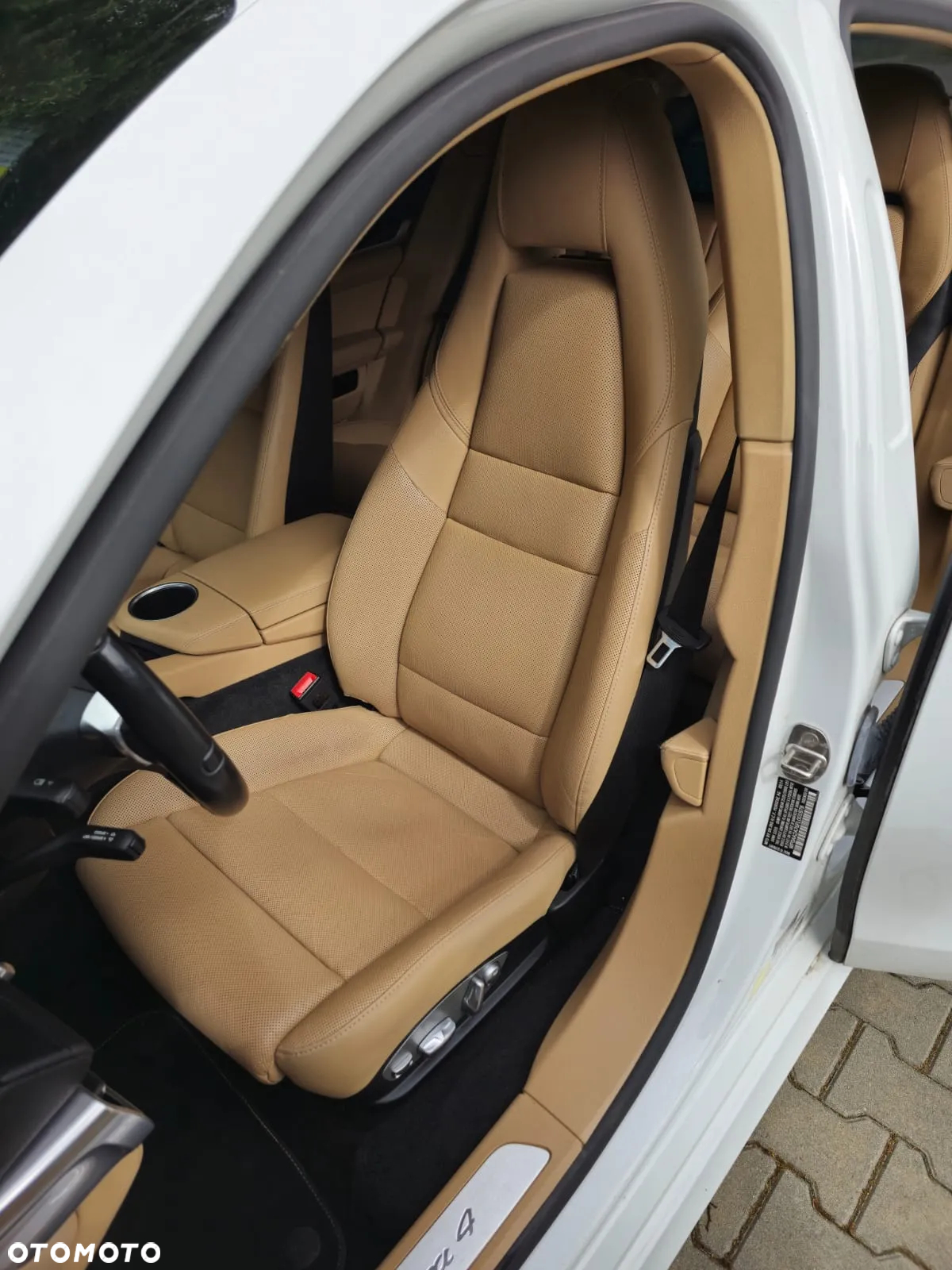 Porsche Panamera 4 PDK Edition - 29