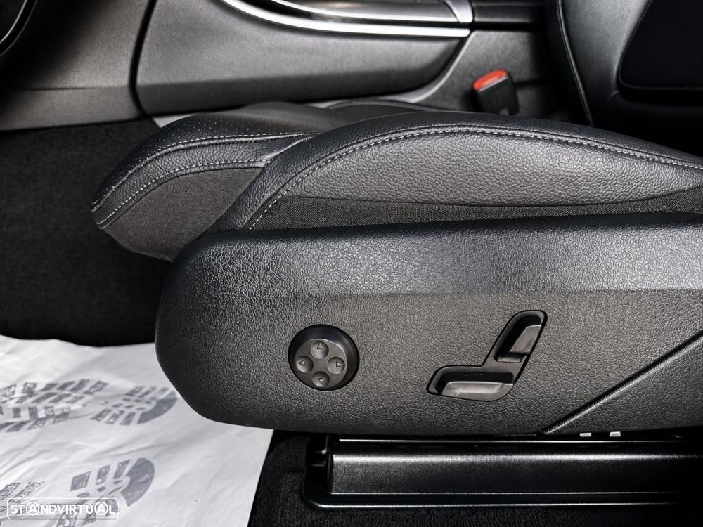 Mercedes-Benz GLC 300 e 4Matic 9G-TRONIC Avantgarde Advanced - 20