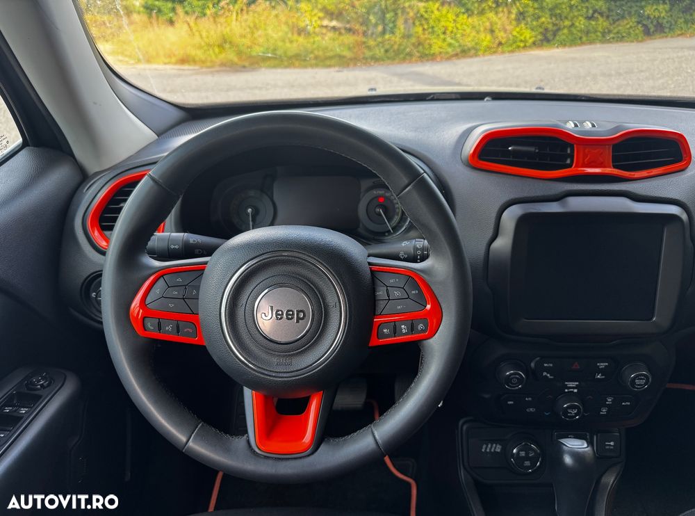 Jeep Renegade 1.3T 4xe AT6 PHEV Limited - 32