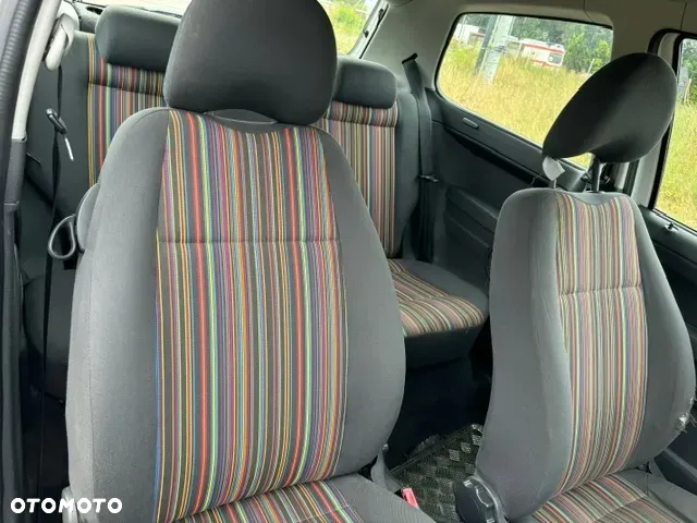 Volkswagen Fox - 9