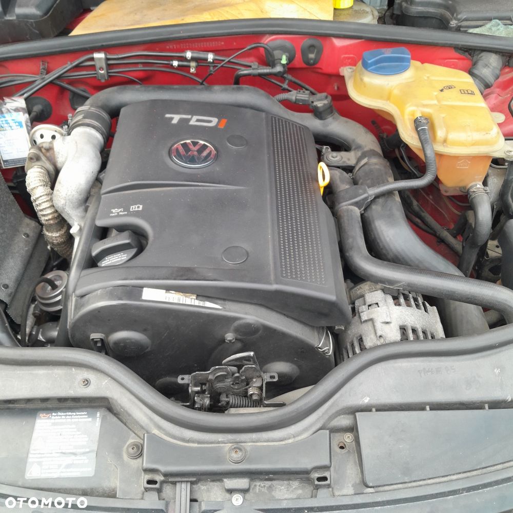 Volkswagen Passat - 4