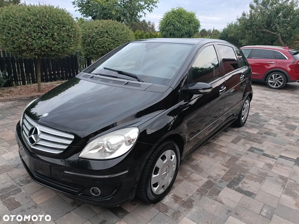 Mercedes-Benz Klasa B 180 CDI Autotronic - 22