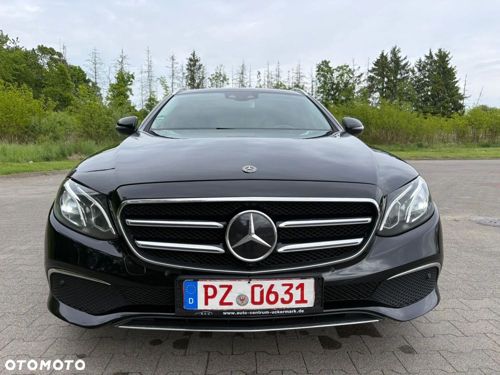 Mercedes-Benz Klasa E 220 d Business Edition 9G-TRONIC - 1