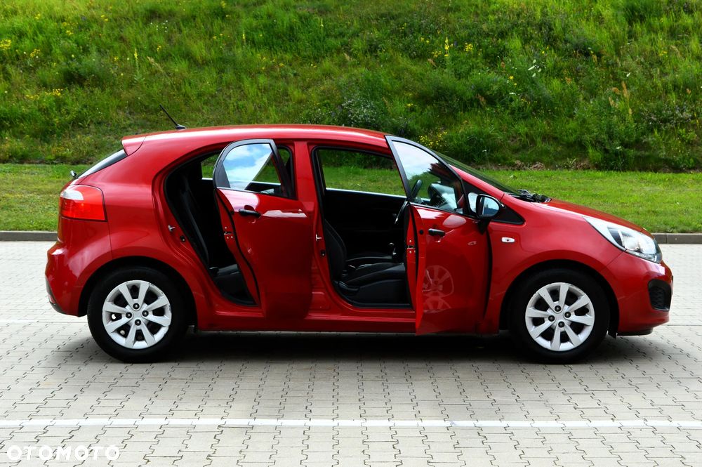 Kia Rio 1.2 L - 27