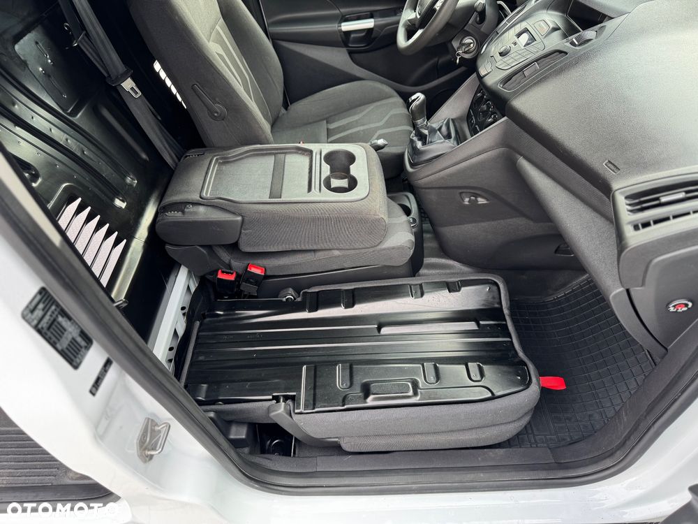 Ford Transit Connect - 10