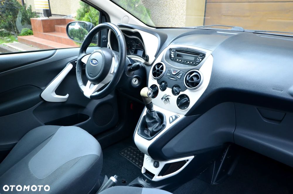 Ford KA 1.2 Titanium (air2) - 7