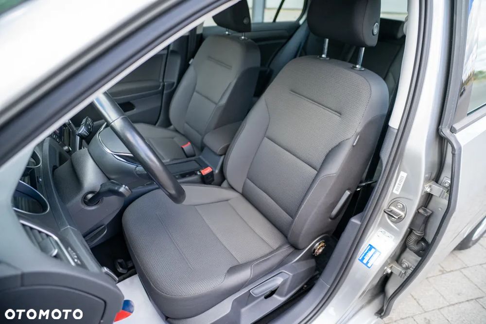 Volkswagen Golf 1.2 TSI BMT Trendline - 24