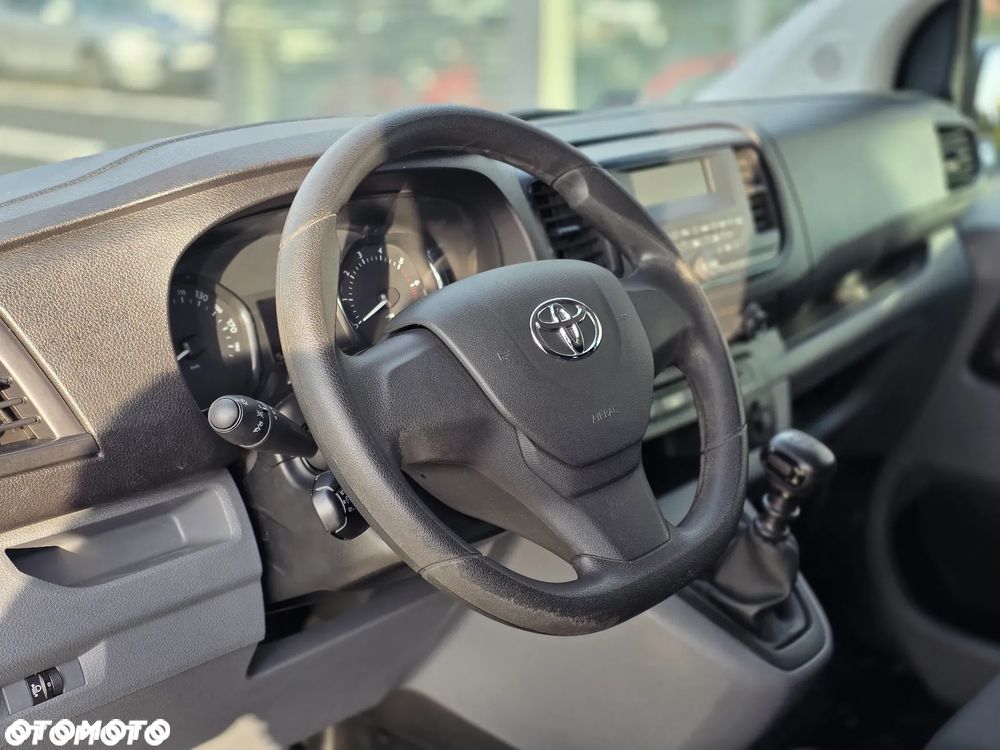 Toyota Proace Verso 1.5 D4-D Medium Family - 27