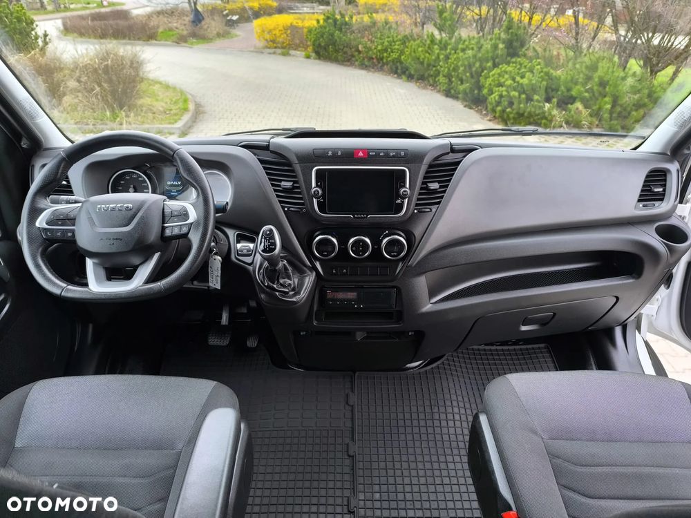 Iveco Daily 70C21, Automat, Sypialnia Tylna, 2 Łóżka, 15 Palet, Firana! - 30