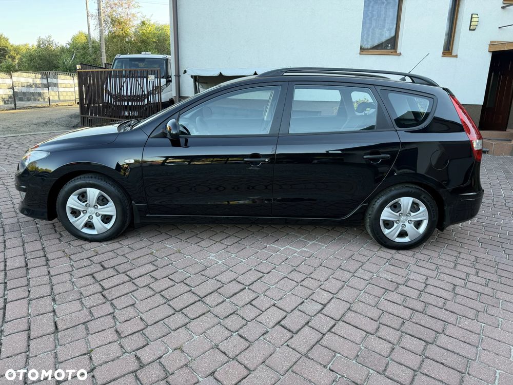 Hyundai i30 i30cw 1.4 blue Comfort - 33