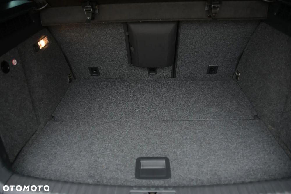 Volkswagen Tiguan 2.0 TDI DPF 4Motion BlueMotion Technology DSG Sport & Style - 19