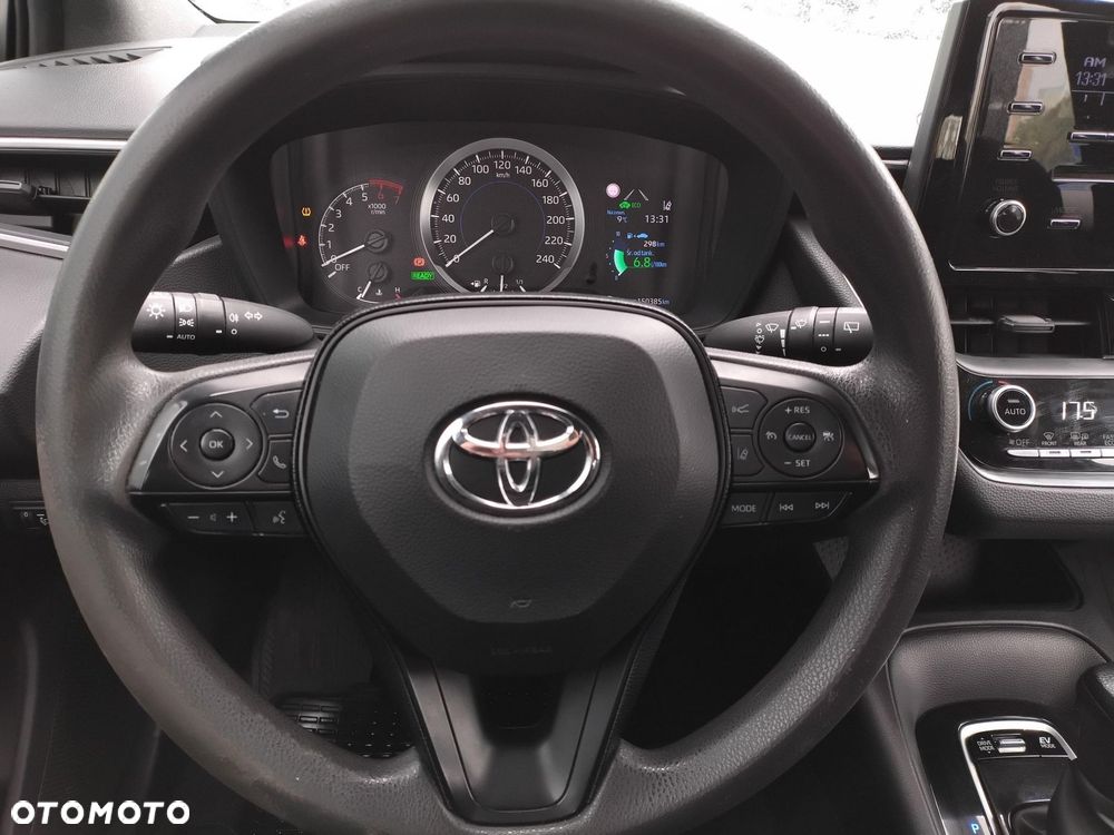 Toyota Corolla - 24