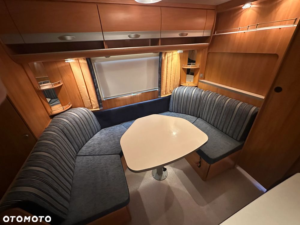 Wilk 550 S4 z przedsionkiem i napędem. ŁÓŻKA PIĘTROWE - 6 os. - 17