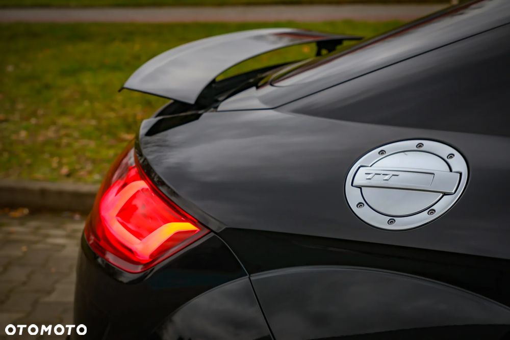 Audi TT S Coupé - 13