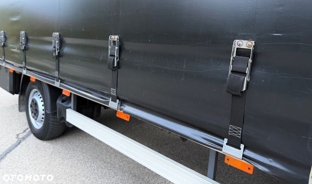 Iveco DAILY 35-180 3.0 DIESEL 175KM - 21