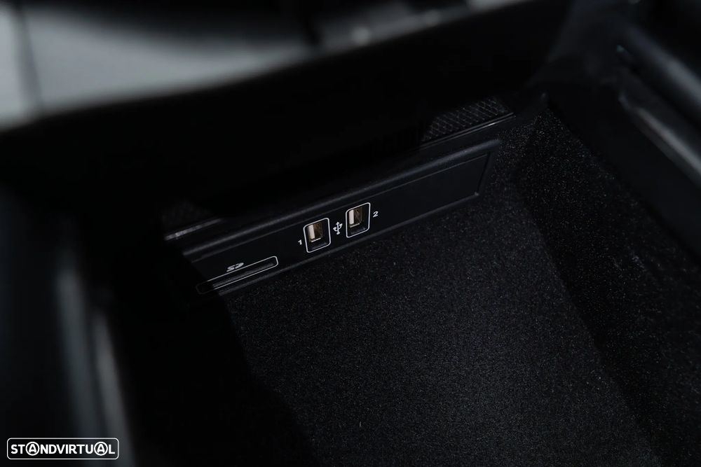 Mercedes-Benz AMG GT 63 S 4Matic+ - 54